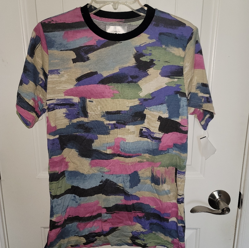 NWT Street Vibes Graphic Color Block Tee Mens Small
